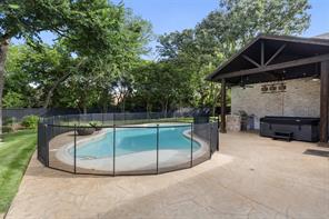 609 Seville Road - Photo 11