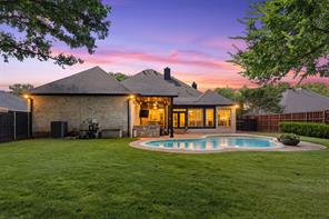 609 Seville Road - Photo 3