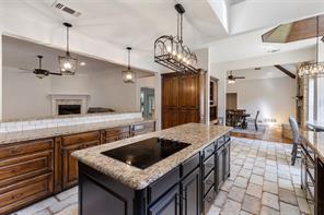 609 Seville Road - Photo 4