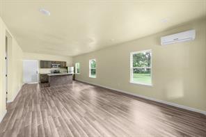 2013 West 10th Street - Photo 10