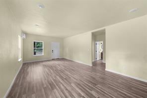 2013 West 10th Street - Photo 8