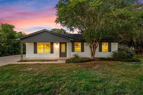 139 Cresthill Circle - Photo 1