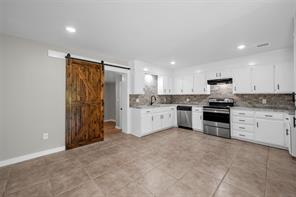 139 Cresthill Circle - Photo 8