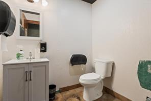 128 N Pecan Street - Photo 14