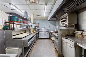 128 N Pecan Street - Photo 30