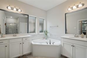2062 Avondown Road - Photo 19