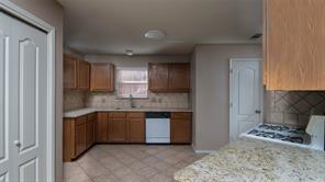 901 Elizabeth Drive - Photo 14