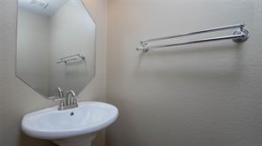 901 Elizabeth Drive - Photo 17