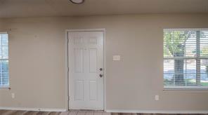 901 Elizabeth Drive - Photo 5