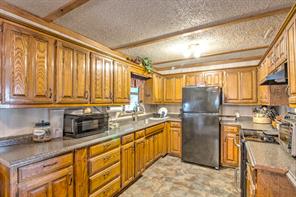 105 E Park Street - Photo 13