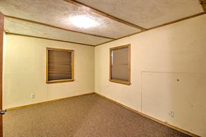 105 E Park Street - Photo 24