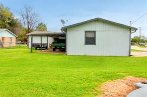 105 E Park Street - Photo 28