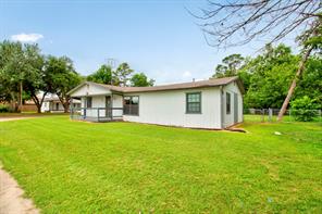 105 E Park Street - Photo 7
