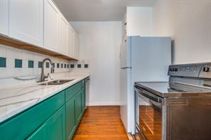 5211 Worth Street - Photo 29