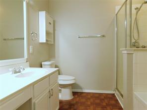 1648 Crown Point Drive - Photo 14