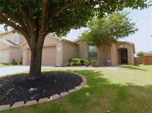 1648 Crown Point Drive - Photo 3