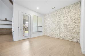 1422 Teasley Lane - Photo 12