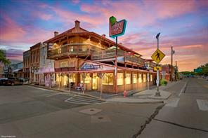 128 N Pecan Street - Photo 1