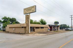 721 W Division Street - Photo 1