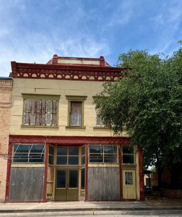 324 AVENUE C