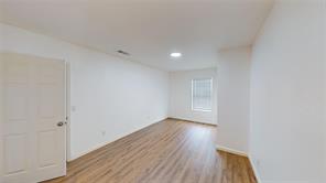 1404 E Polk Street - Photo 13