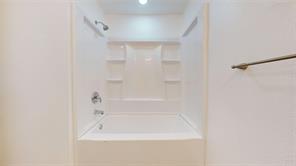 1404 E Polk Street - Photo 23