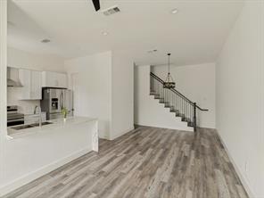 9495 Timberleaf Drive - Photo 4