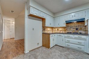 917 Meadowgate Drive - Photo 10