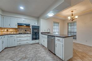 917 Meadowgate Drive - Photo 12
