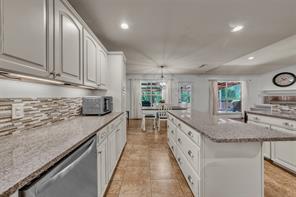 213 King Arthur Drive - Photo 3