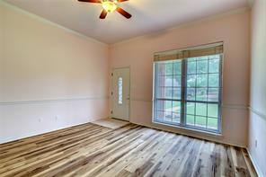 900 River Oaks Drive - Photo 5