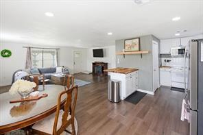 11725 China Spring Road - Photo 12