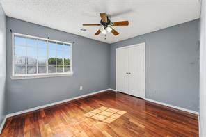 1004 Creekside Drive - Photo 17