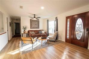 704 Callender Lake Drive - Photo 11