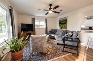 704 Callender Lake Drive - Photo 12