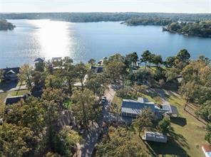 704 Callender Lake Drive - Photo 4