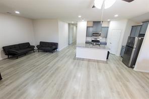 6321 Wales Street - Photo 6