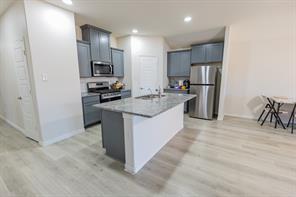 6321 Wales Street - Photo 9
