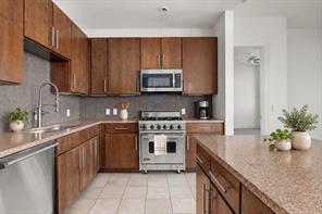 3100 W 7th Street - Photo 1