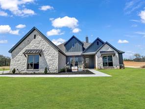 10016 Valley Oak Way - Photo 1