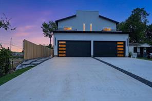 520 & 522 Woodbine Avenue - Photo 1