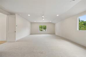6207 Sudbury Drive - Photo 32