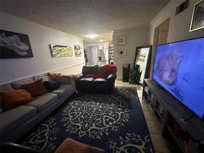 2133 Greenway Street - Photo 3