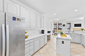 10123 W Clover Lane - Photo 11