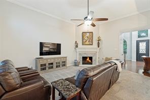 7800 Crazy Horse Drive - Photo 8