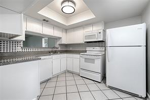 4561 N Oconnor - Photo 3
