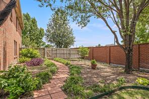 2177 Lone Pecan Drive - Photo 30