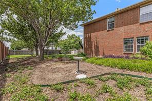 2177 Lone Pecan Drive - Photo 32