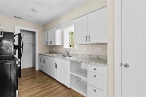 5700 Lenore Street - Photo 17