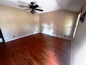 803 W Bells Boulevard - Photo 16